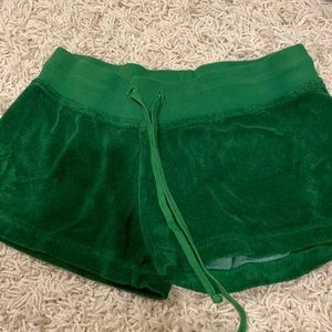 Hard tail shorts